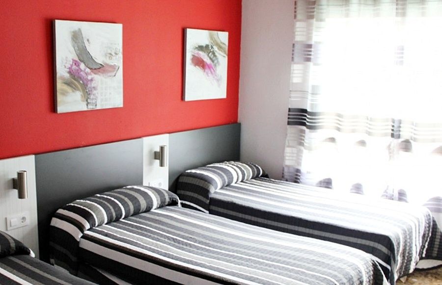 Hotel Marrodan Арнедийо Екстериор снимка